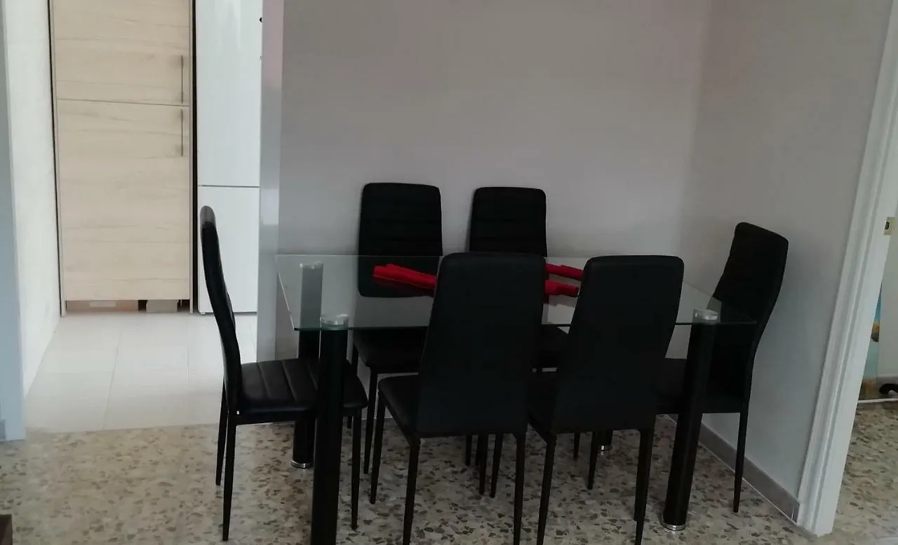 Calle Rio Trueba 11 Bajo D Торремолинос